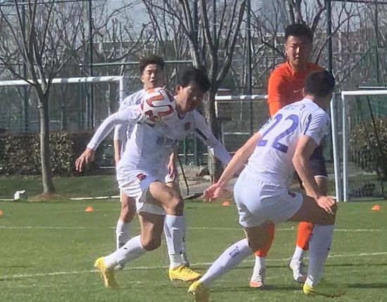 伊人影院蕉久