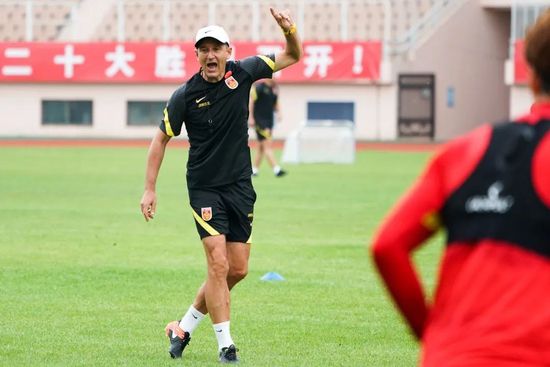 亚洲4p